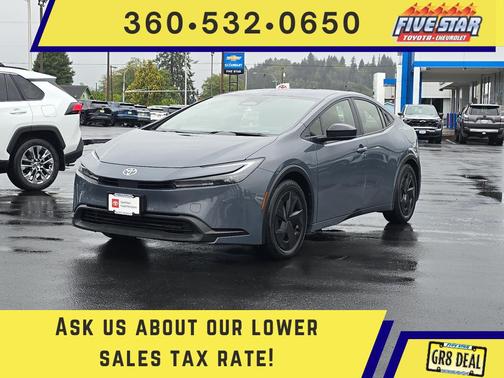 2024 Toyota Prius LE