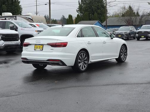 2021 Audi A4 40 Premium Plus