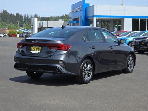 2023 Kia Forte LXS