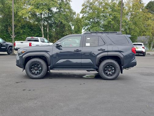2025 Toyota 4Runner TRD Off Road
