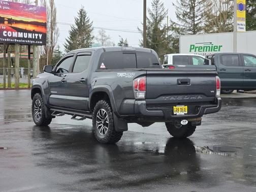 2022 Toyota Tacoma TRD Sport