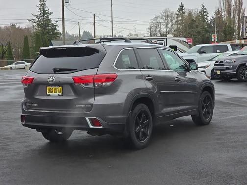 2018 Toyota Highlander Limited Platinum