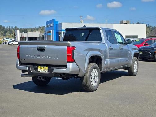 2025 Toyota Tacoma SR5