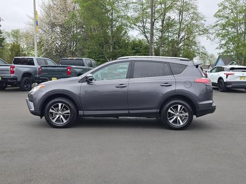 Magnetic Gray Metallic 2017 Toyota RAV4 XLE