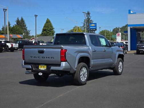 2025 Toyota Tacoma SR5