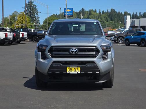 2025 Toyota Tacoma SR5
