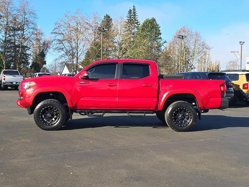 2019 Toyota Tacoma TRD Sport