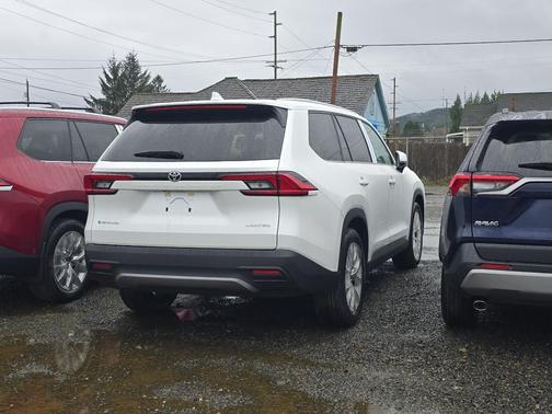 2026 Toyota Grand Highlander Hybrid Limited