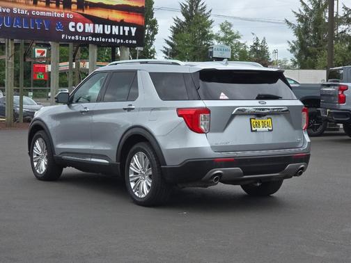 Iconic Silver Metallic 2020 Ford Explorer Limited