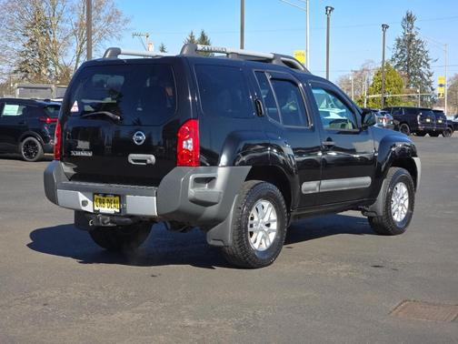 2014 Nissan Xterra S