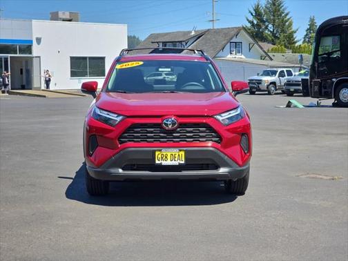 2025 Toyota RAV4 Hybrid LE