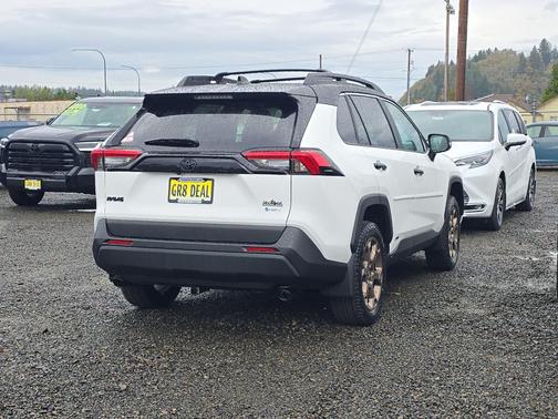 2025 Toyota RAV4 Hybrid Woodland Edition