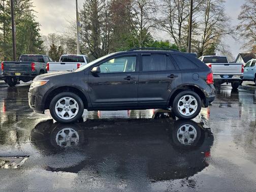 2013 Ford Edge SE