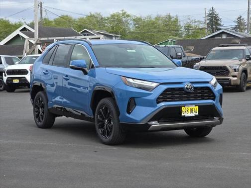 2025 Toyota RAV4 Hybrid SE