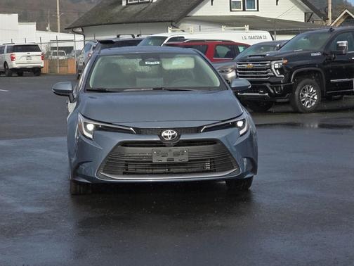 2026 Toyota Corolla Hybrid XLE