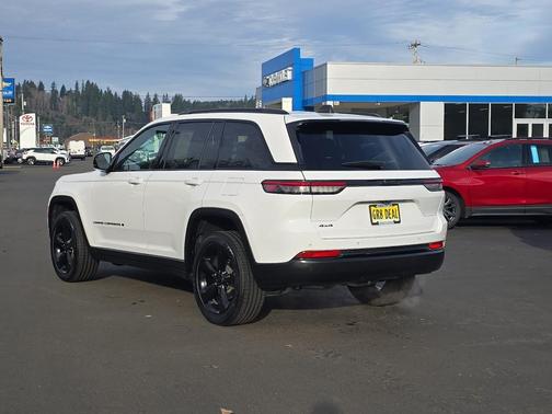 2024 Jeep Grand Cherokee Altitude