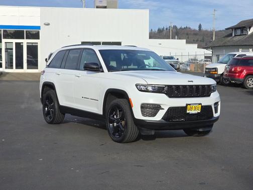 2024 Jeep Grand Cherokee Altitude