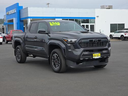 2025 Toyota Tacoma TRD Sport