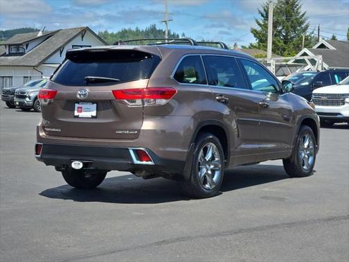 2019 Toyota Highlander Limited Platinum