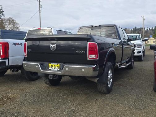 2018 RAM 2500 Laramie Crew Cab 4x4 8' Box