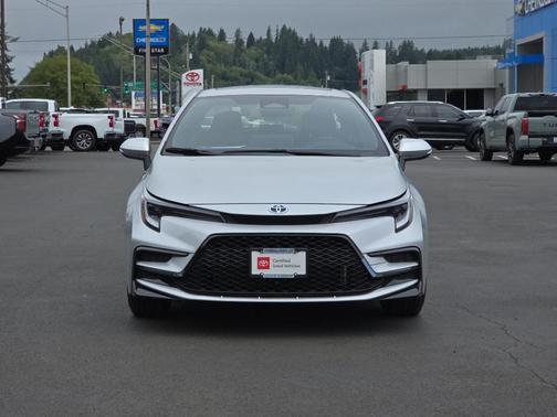 2025 Toyota Corolla Hybrid SE