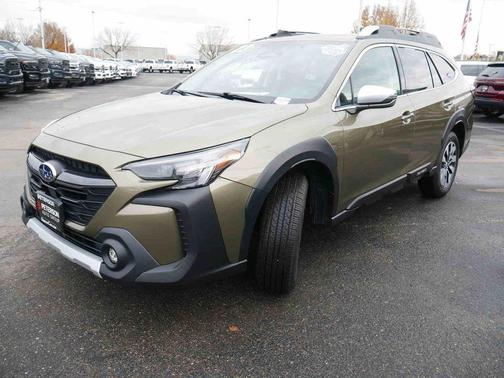 2023 Subaru Outback Touring