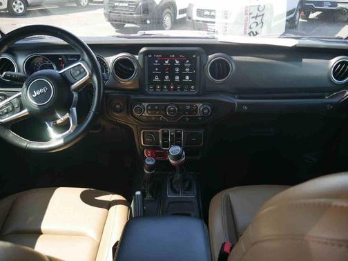Snazzberry Pearlcoat 2021 Jeep Gladiator Rubicon