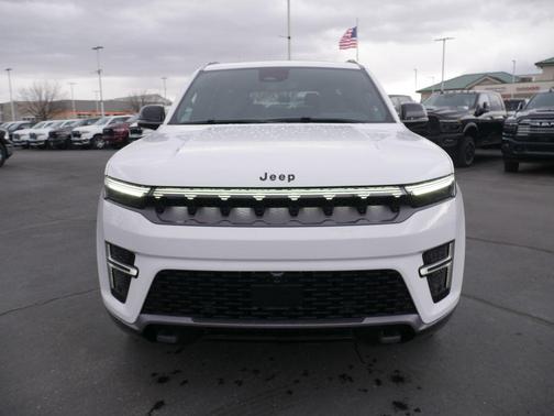 2026 Jeep Grand Wagoneer Limited Reserve