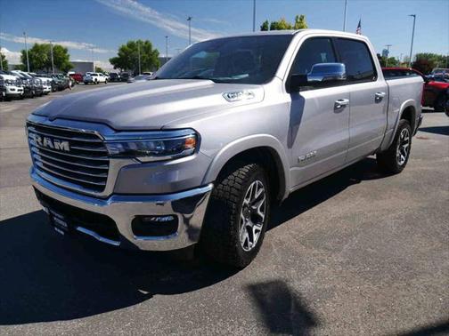 2025 RAM 1500 Laramie Crew Cab 4x4 57' Box