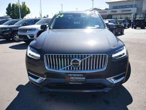 2024 Volvo XC90 B6 Plus Bright Theme 7-Seater