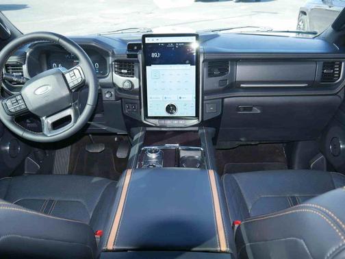 2023 Ford Expedition Max Platinum