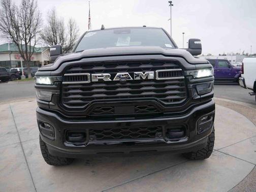 2025 RAM 3500 Big Horn