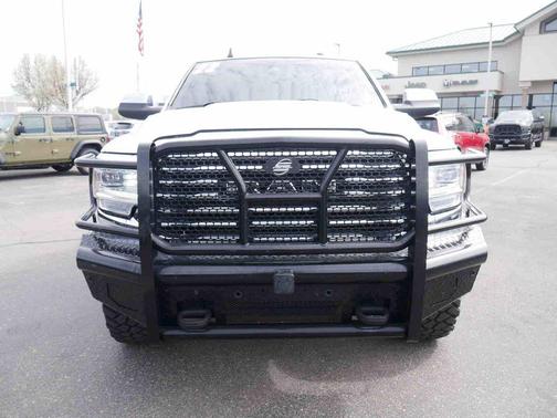 Bright White Clearcoat 2022 RAM 2500 Longhorn