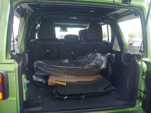 2025 Jeep Wrangler Rubicon 392