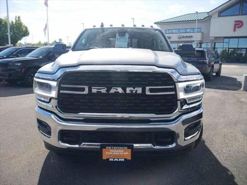 2022 RAM 2500 Big Horn Mega Cab 4x4 64' Box