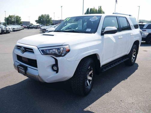 2024 Toyota 4Runner TRD Off Road
