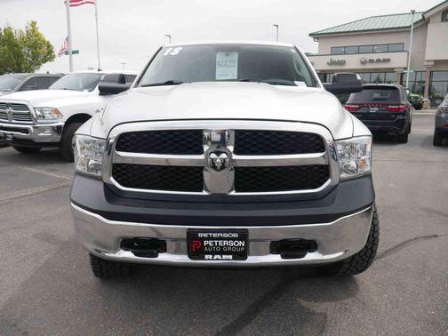 Bright Silver Clearcoat Metallic 2018 RAM 1500 ST