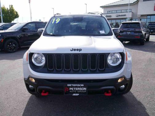 2016 Jeep Renegade Trailhawk