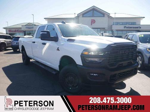 Bright White Clearcoat 2027 RAM 2500 Tradesman