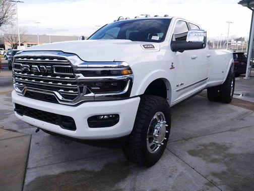 2026 RAM 3500 Limited