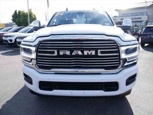 2024 RAM 2500 Laramie Crew Cab 4x4 64' Box