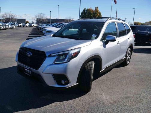 2022 Subaru Forester Premium