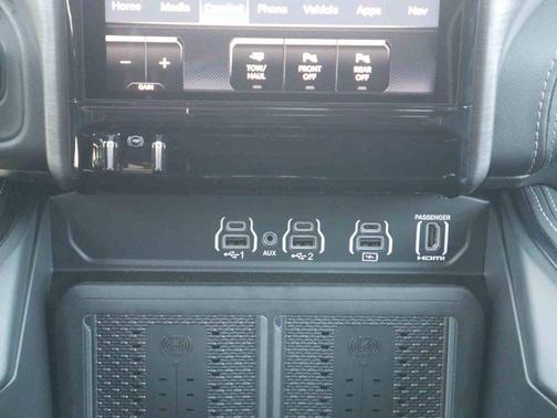 2025 RAM 2500 Rebel/Power Wagon