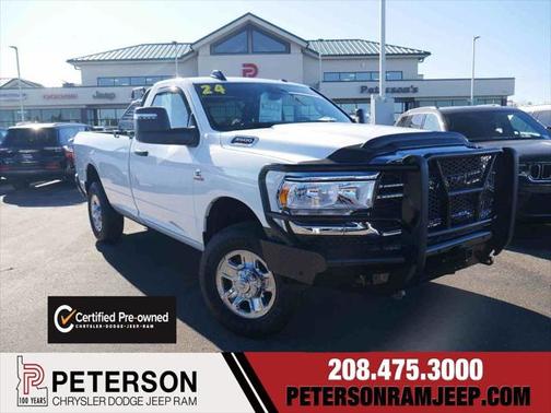 2024 RAM 3500 Tradesman Regular Cab 4x4 8 Box