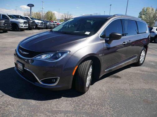2019 Chrysler Pacifica Touring-L