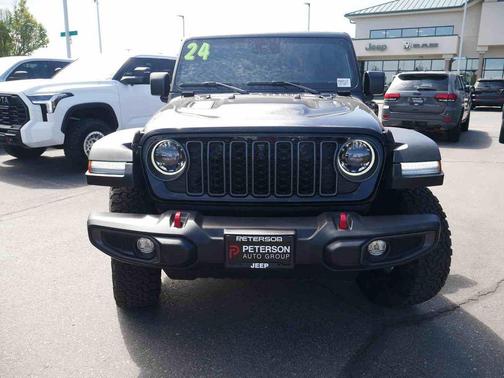 Black Clearcoat 2024 Jeep Wrangler Rubicon