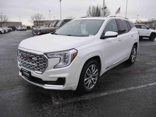 2023 GMC Terrain Denali