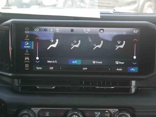 Black Clearcoat 2026 Jeep Gladiator Mojave