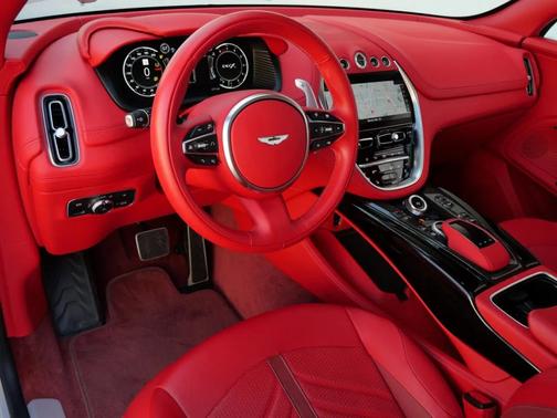 2023 Aston Martin DBX 707 SUV