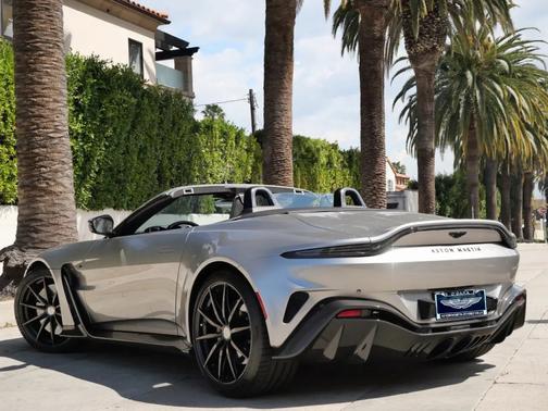 2023 Aston Martin Vantage V12 Roadster
